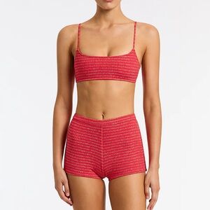 Triangl Mica in Bery NWT